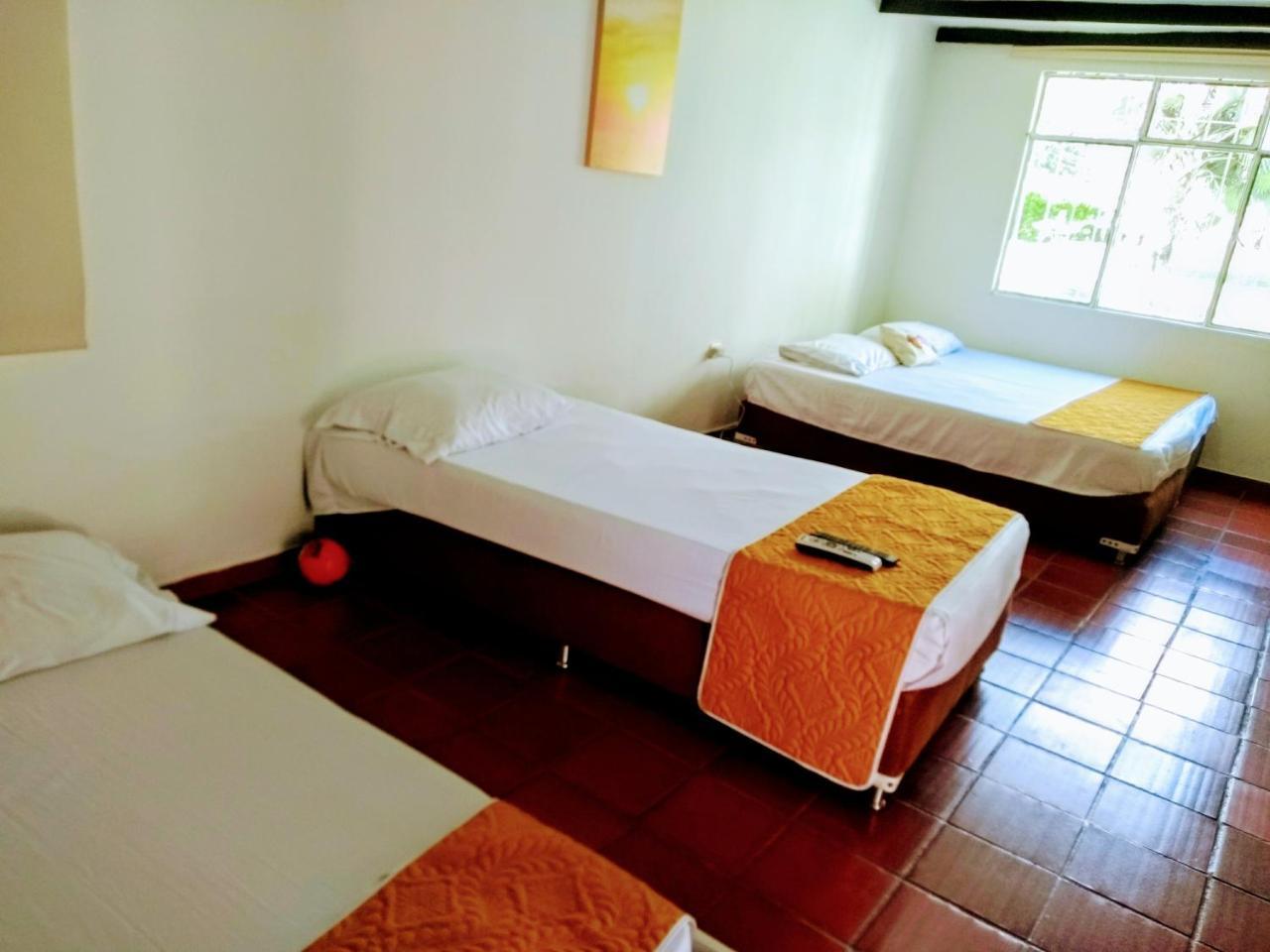 Hotel Playa By Marbar Hoteles Villeta Exteriér fotografie