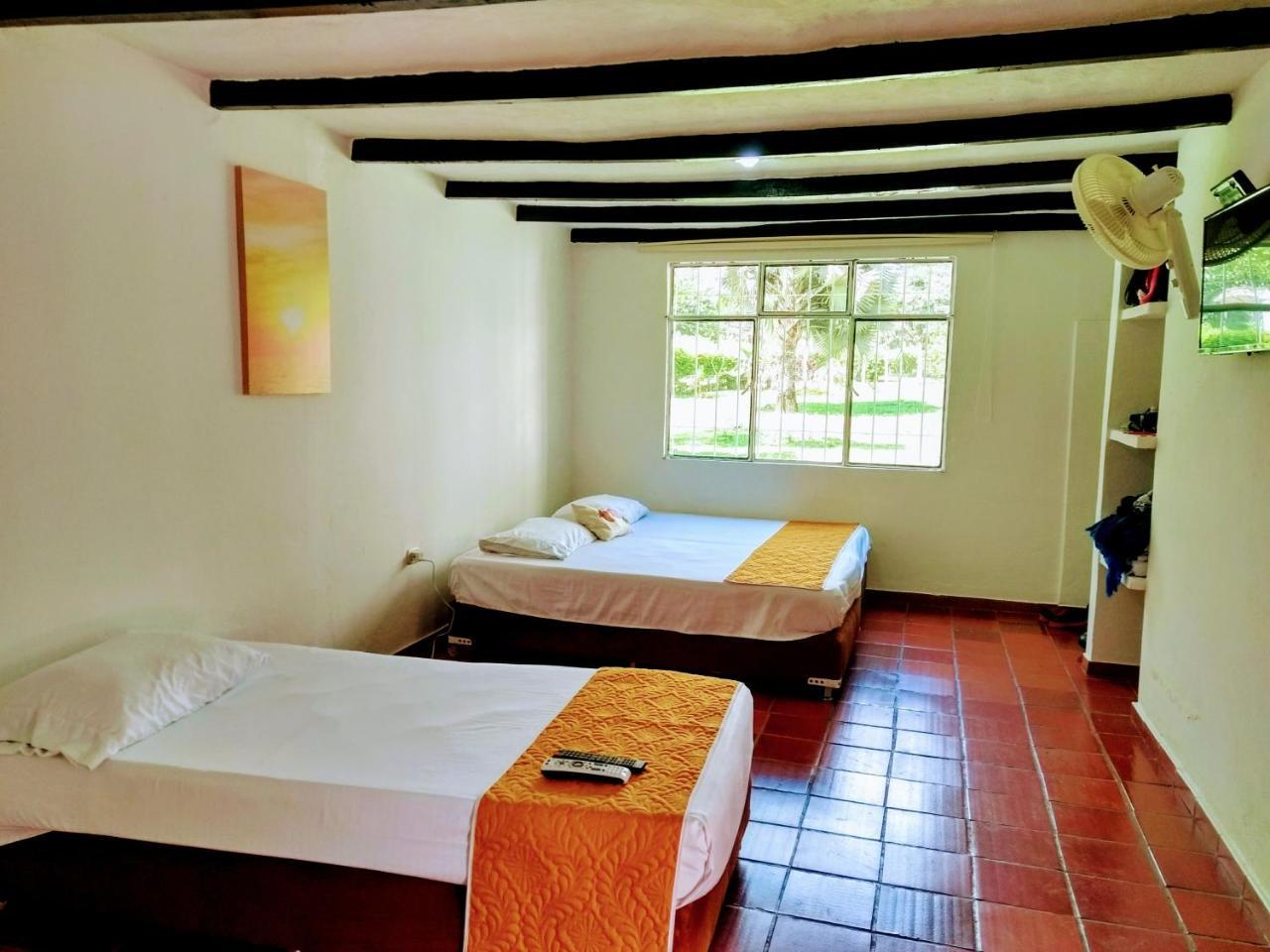 Hotel Playa By Marbar Hoteles Villeta Exteriér fotografie